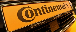 Continental chief blames politicians for disrupting auto industry