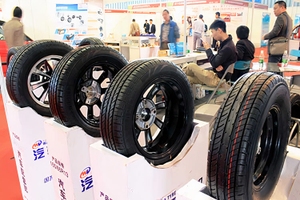 US keeps increased duties on Chinese tires